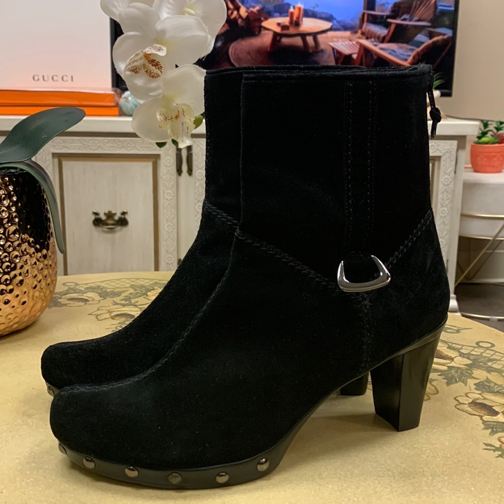 Stuart Weitzman Black Suede Ankle Booties